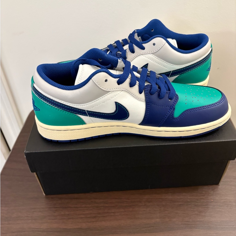 Nike Air Jordan 1 Low Teal and Navy Sneakers - Picture 5 of 7